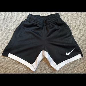 Nike Mesh Shorts- 3T